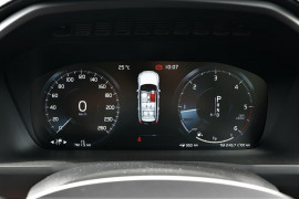 2017 MY18 Volvo XC90 L Series D5 Inscription Sedan