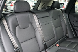 2017 MY18 Volvo XC60 UZ T5 Inscription Sedan