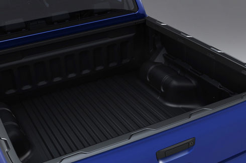 <img src="Bedliner Rail Cover With Under Rail Bedliner