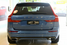 2017 MY18 Volvo XC60 UZ T6 R-Design Wagon
