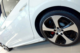 2016 MY17 Volkswagen Golf 7 GTI Hatchback
