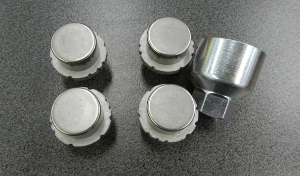 <img src="Alloy wheel lock nut set