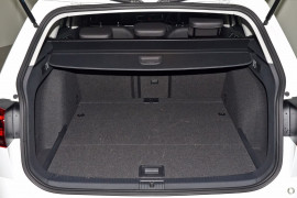 Volkswagen Golf Wagon 110TSI Highline 7.5