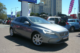 Volvo V40 T4 - Inscription M Series  T4