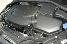 2016 Volvo V60 Cross Country D4 Luxury Wagon