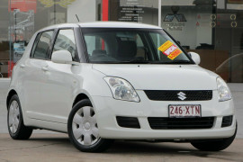 Suzuki Swift RS415
