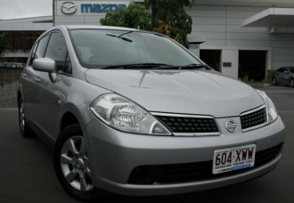 Nissan Tiida ST-L C11