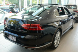 2016 MY17 Volkswagen Passat Sedan 3C (B8) 206TSI R-Line Sedan