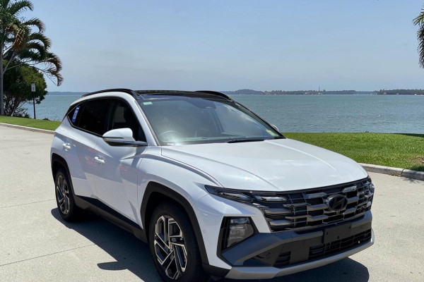 2026 Hyundai Tucson NX4.V4 Hybrid Premium SUV Image 1