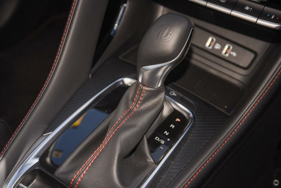 2023 MG ZST S13 Essence SUV Image 10