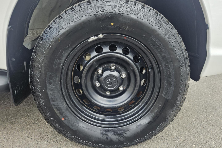 2020 Toyota HiLux  SR Dual Cab Ute Image 11