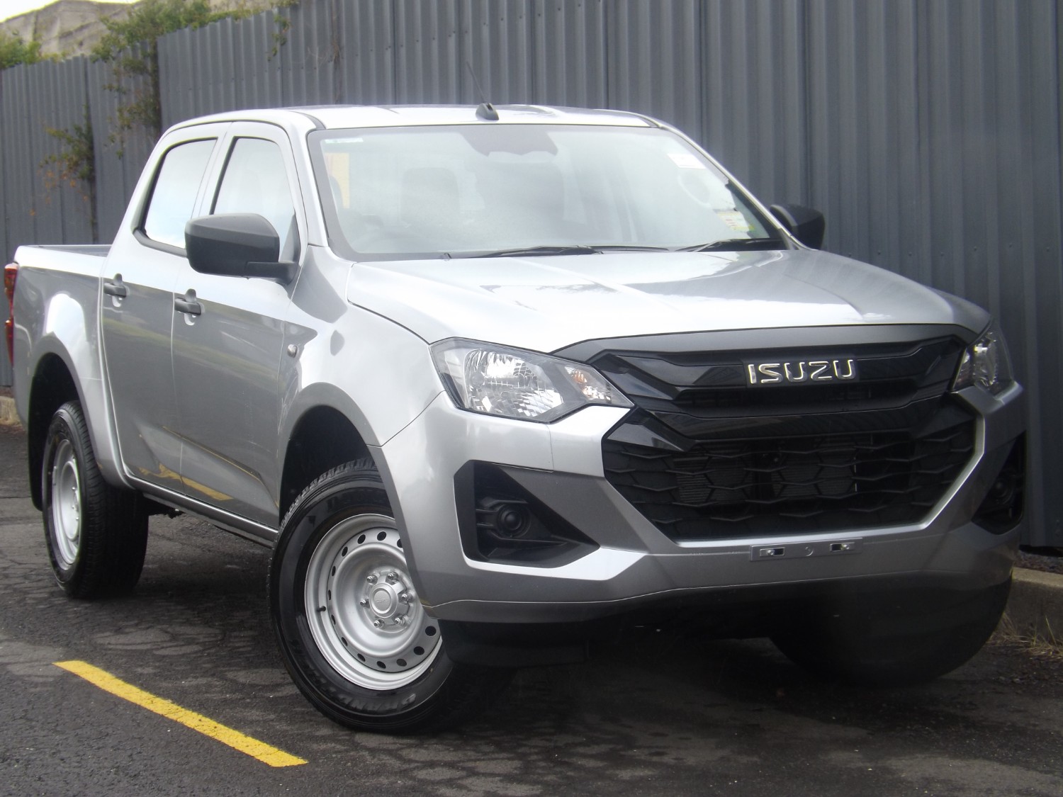 2025 ISUZU D-MAX SX HIGH RIDE RG UTE AUTOMATIC 4X2