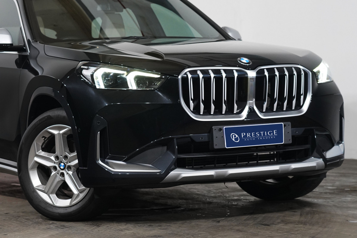 2022 BMW X1 Sdrive18i SUV Image 2
