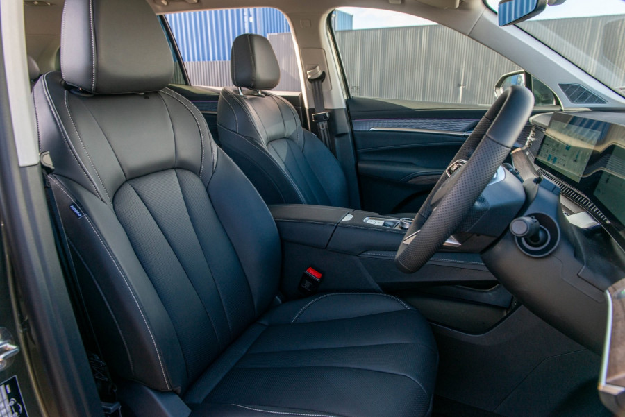 2026 MG QS Essence SUV Image 13