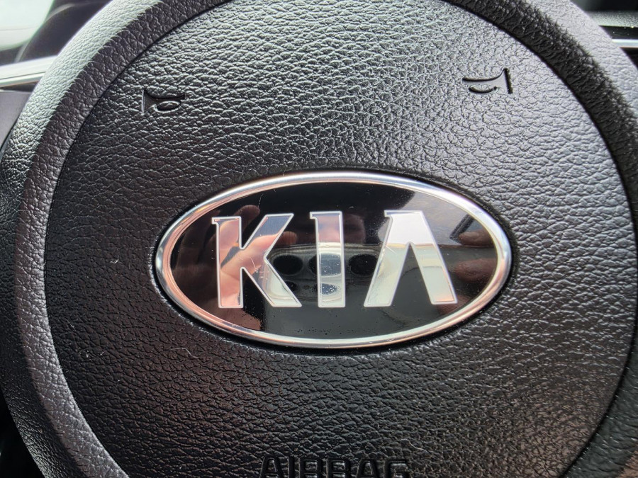 2020 Kia Cerato BD GT Hatch Image 26
