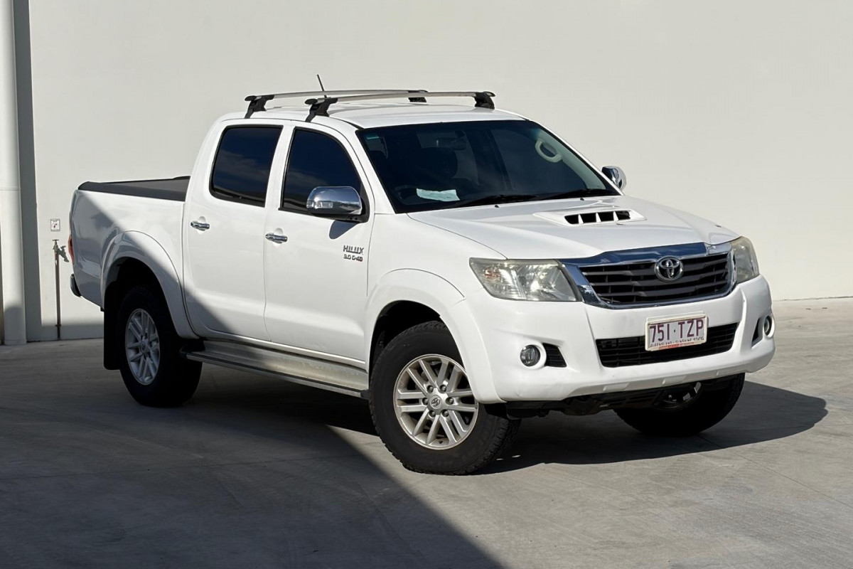 2014 Toyota HiLux SR5 Double Cab Pickup