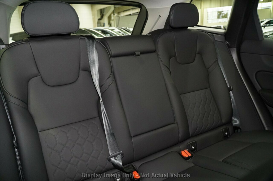 2026 Volvo XC60 UZ Plus B5 Bright SUV Image 14