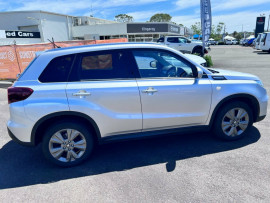 2023 Suzuki Vitara LY Series II  SUV image 9