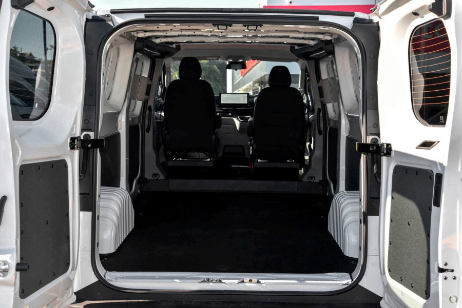 2026 LDV Deliver 7   Van Image 8