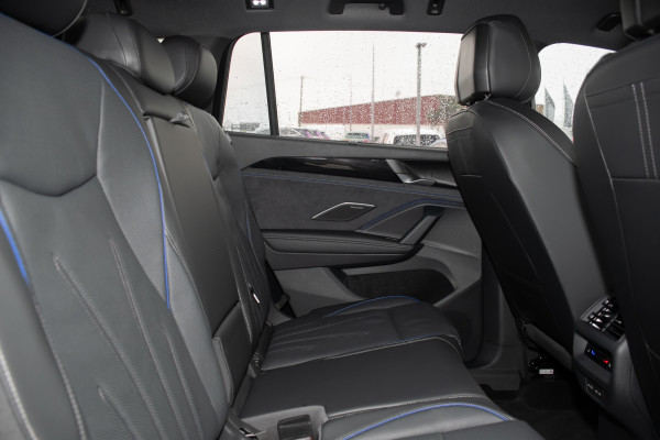 2025 Volkswagen Tayron R4 195TSI R-Line SUV Image 10