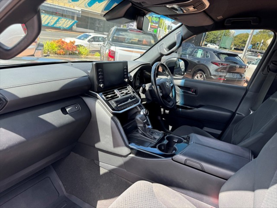 2022 Toyota LandCruiser FJA300R GXL SUV Image 6