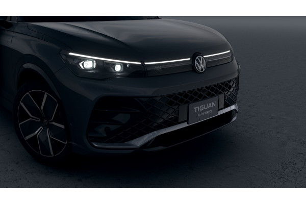 2026 Volkswagen Tiguan CT 200TSI eHybrid R-Line SUV Image 4