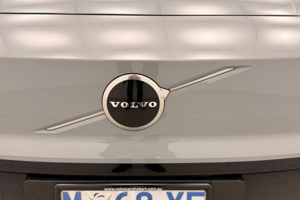 2025 MY26 Volvo EX30  Single Motor Extended Range Plus SUV Image 10