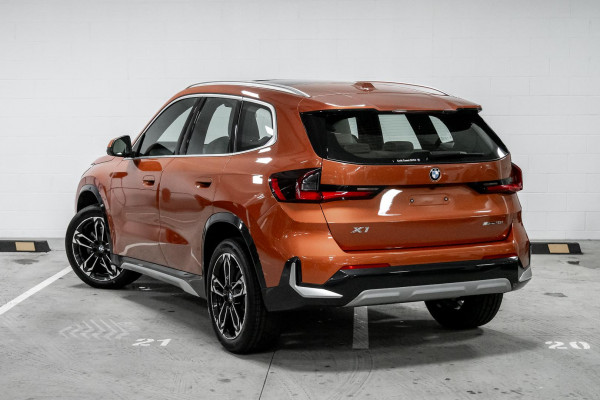 2025 BMW X1 U11 sDrive18i SUV image 2