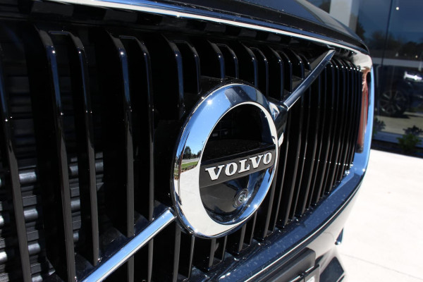 2019 Volvo XC90 L Series D5 Momentum Suv