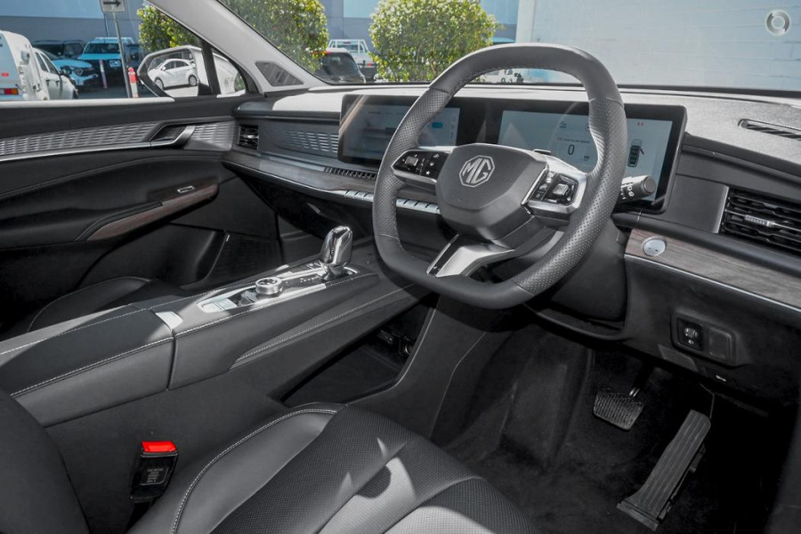 2026 MG QS IS31 Essence SUV Image 6