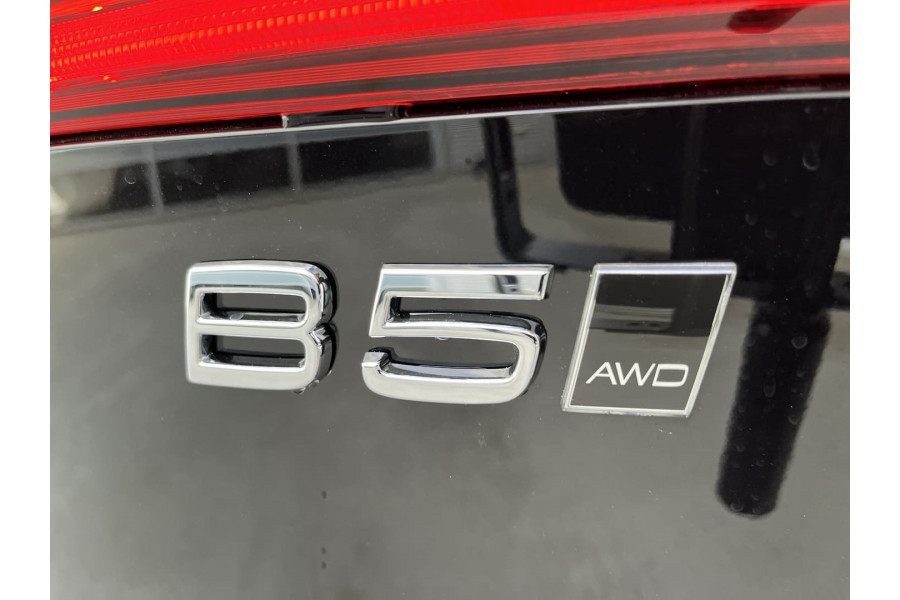 2022 Volvo XC60  B5 Inscription Suv Image 24