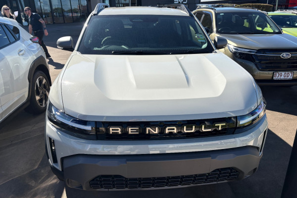 2025 Renault Duster X1311 Evolution SUV Image 2