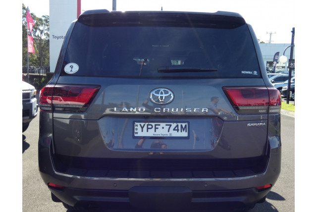 2021 Toyota LandCruiser FJA300R LC300 SAHARA 4X4 SUV Image 9