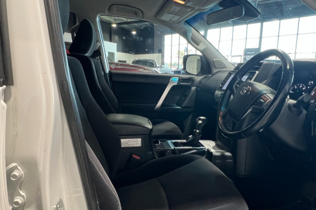 2021 Toyota LandCruiser Prado GDJ150R GXL SUV Image 13