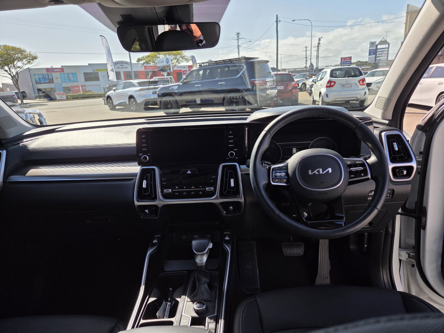 2023 Kia Sorento MQ4 Sport SUV Image 14