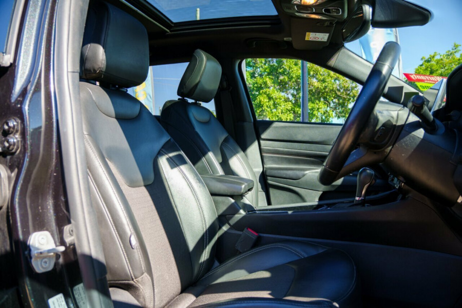 2023 Jeep Compass M6 Night Eagle SUV Image 18