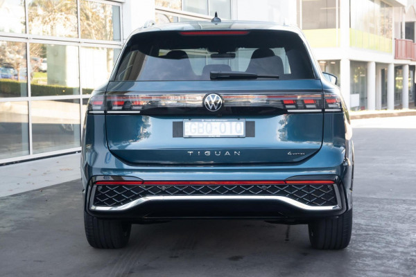2025 Volkswagen Tiguan CT 150TSI R-Line SUV Image 5