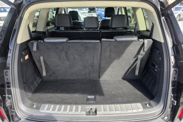 2022 LDV D90 SV9A Executive SUV Image 15