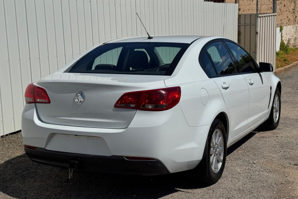 2015 Holden Commodore VF Evoke Sedan Image 6