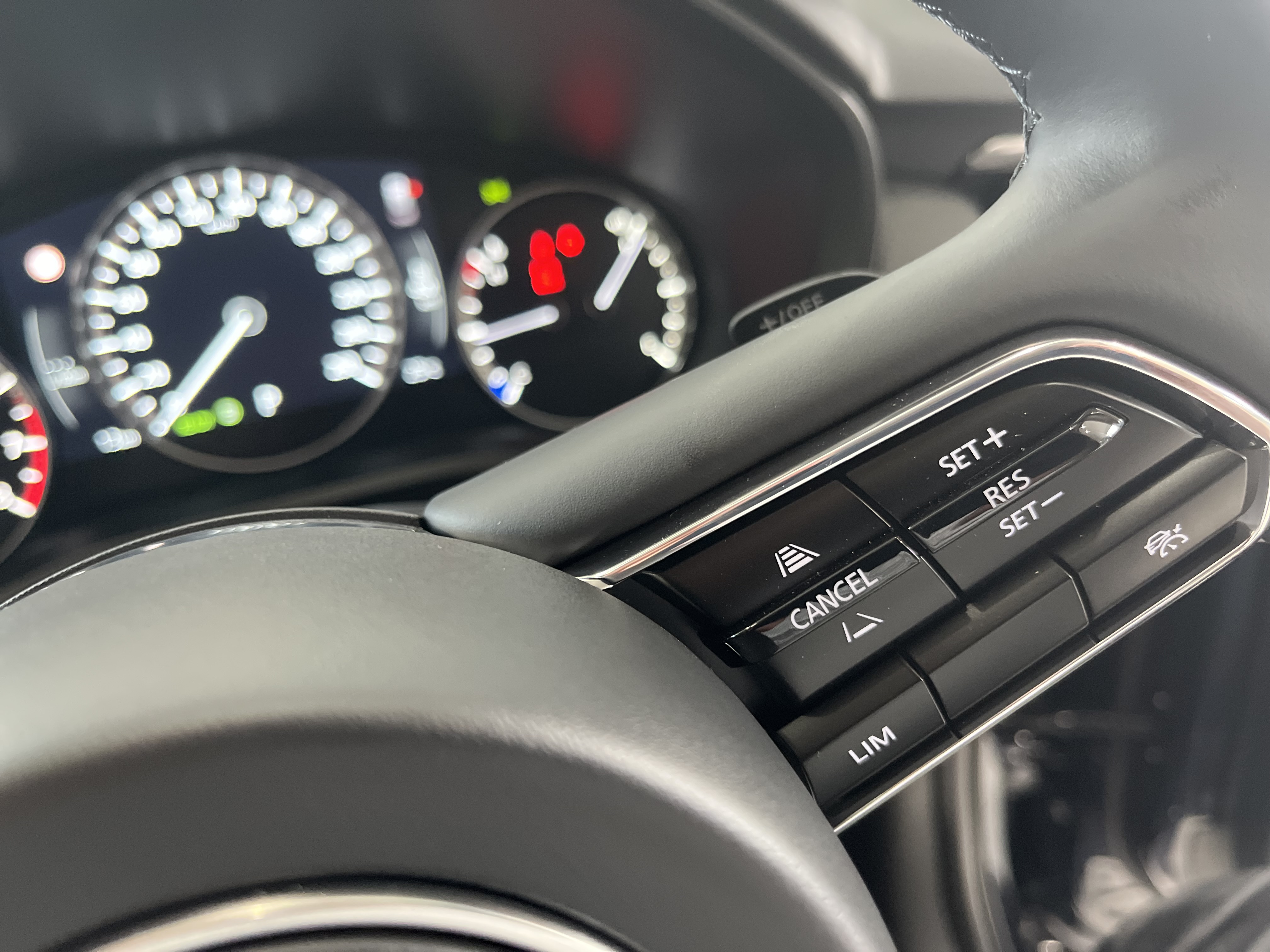 2024 Mazda CX-80 KL G40e Touring SUV Image 20