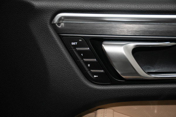 2021 Porsche Macan GTS SUV image 15