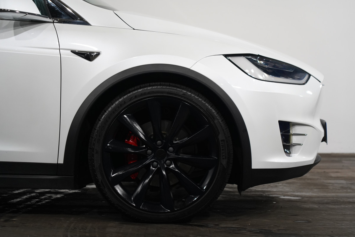 2019 Tesla Model X X Performance SUV Image 5