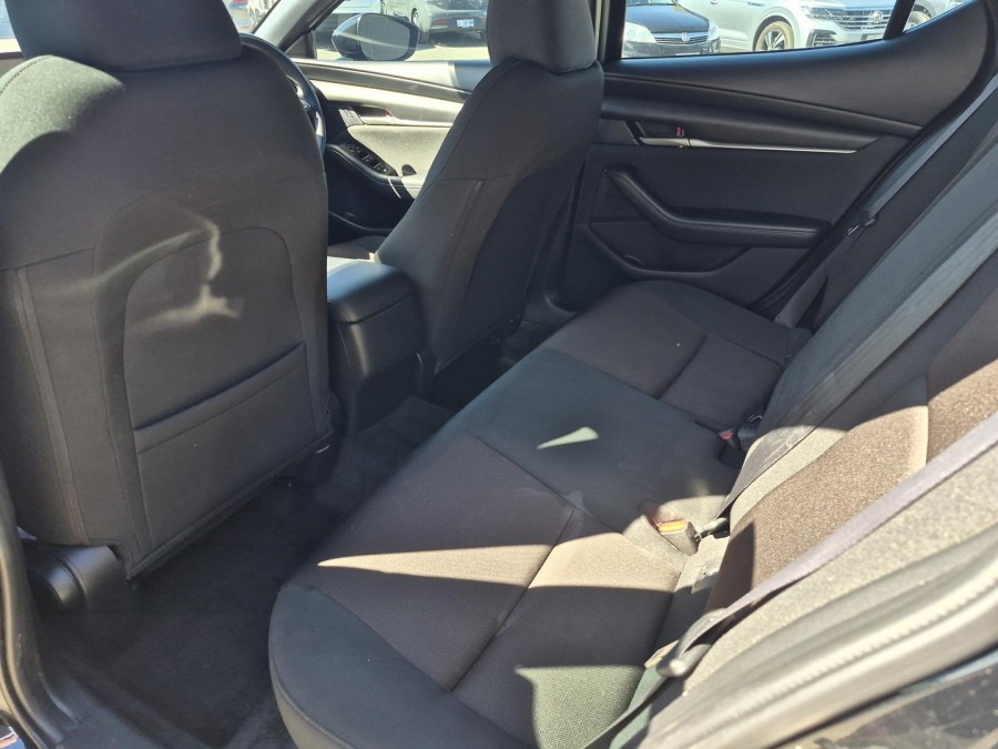 2020 Mazda 3 BP Series G20 Pure Hatch Image 7