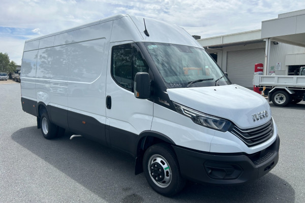 2024 MY22 Iveco Daily E6 Van