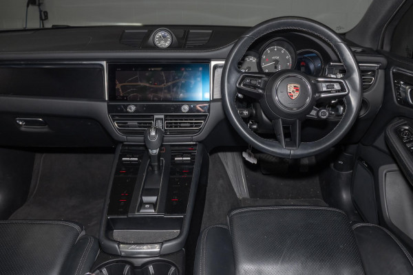 2023 Porsche Macan 95B GTS SUV image 7