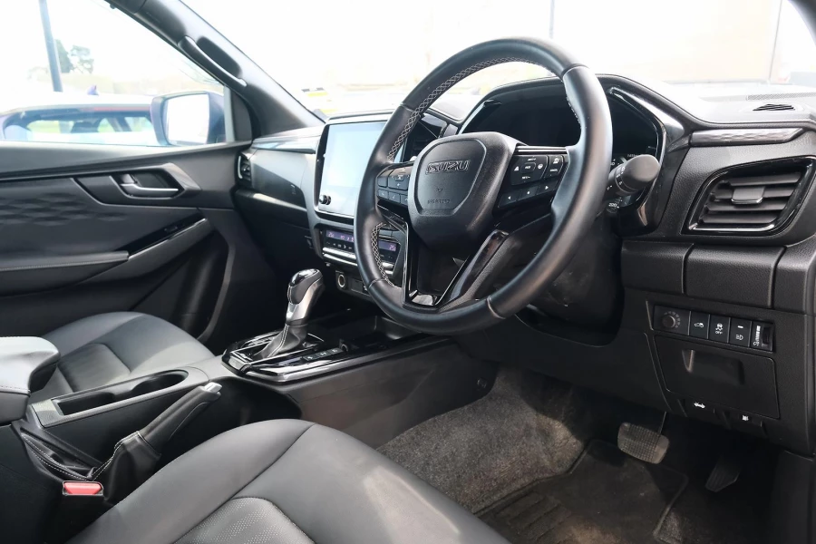 2025 MY25.5 Isuzu D-MAX RG BLADE Ute Image 7