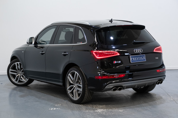2015 Audi SQ5 TDI SUV image 10