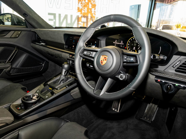 2025 Porsche 911 992 GT3 Coupe image 13