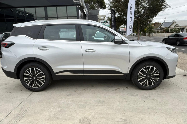 2026 Chery Tiggo 7 T32 Super Hybrid Urban SUV Image 2