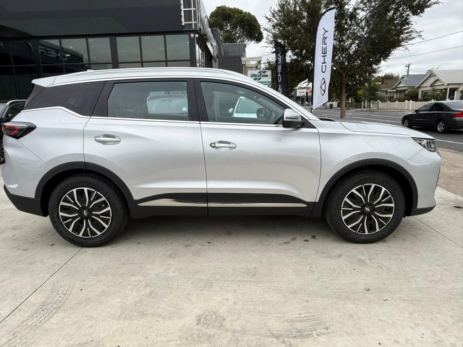 2026 Chery Tiggo 7 T32 Super Hybrid Urban SUV Image 2